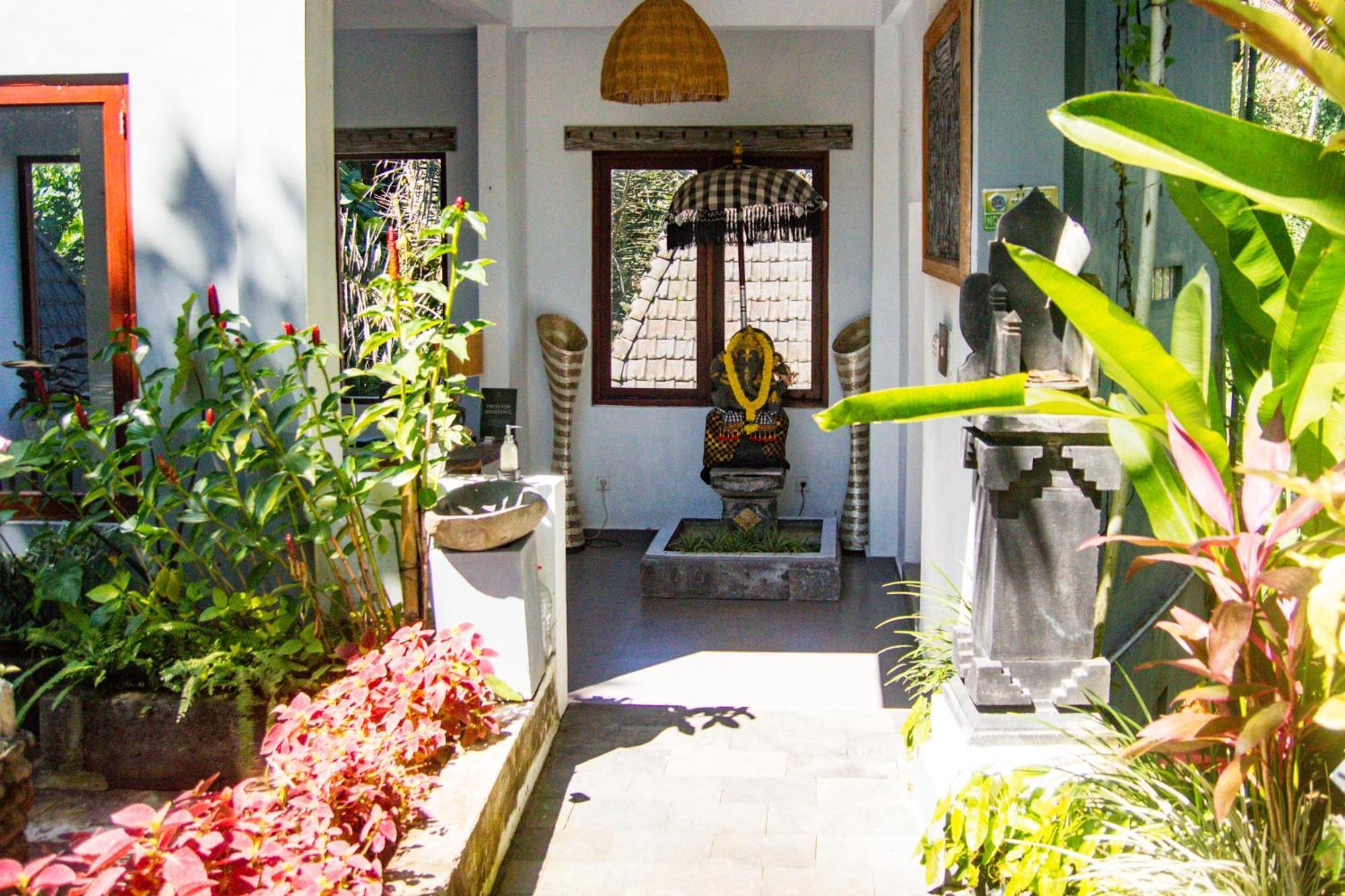 Parvati Retreat Villas Ubud Exteriör bild